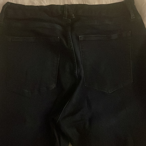 Good American Good Leg Jeans - Picture 5 of 5